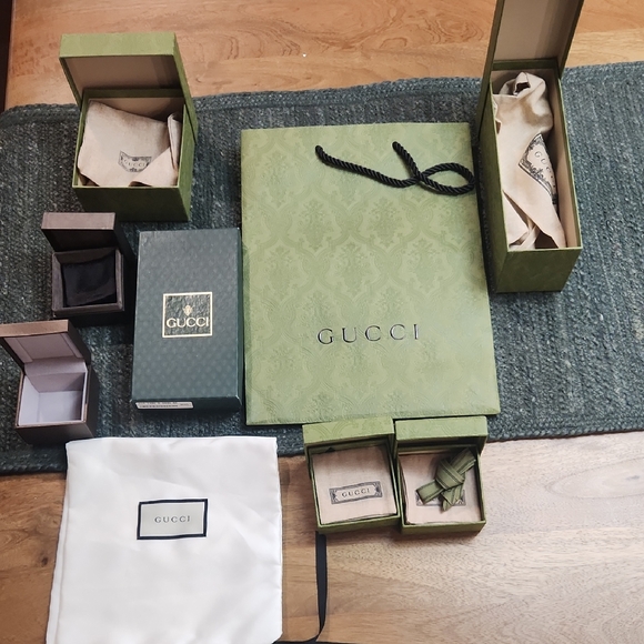*****LABEL ********Gucci Boxes - Picture 2 of 6
